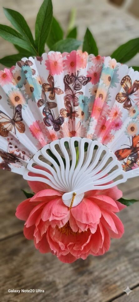 Papatya/Gerbera Kelebek Tasarım Yelpaze