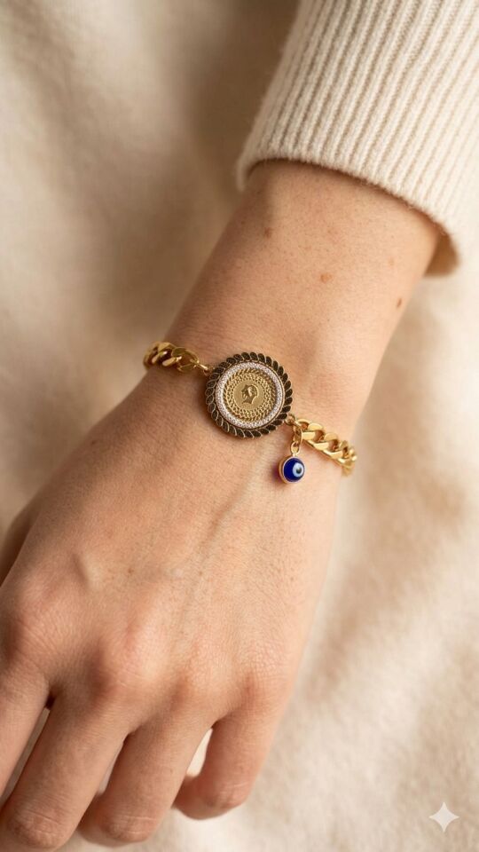 Nazar Boncuklu Madalyon Detaylı Gold Çelik Zincir Bileklik