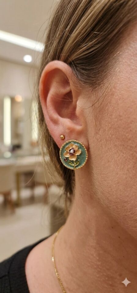 316L Çelik Mine İşlemeli Vintage Çiçekli Madalyon Küpe