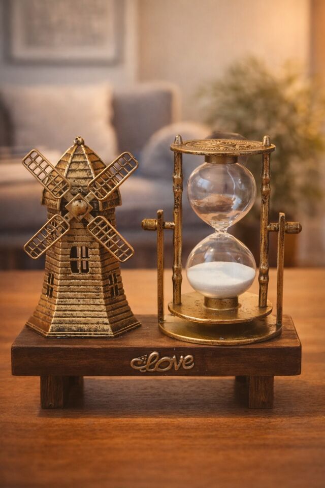 Dekoratif Kum Saati & Değirmen Figürlü Nostaljik Masa Süsü