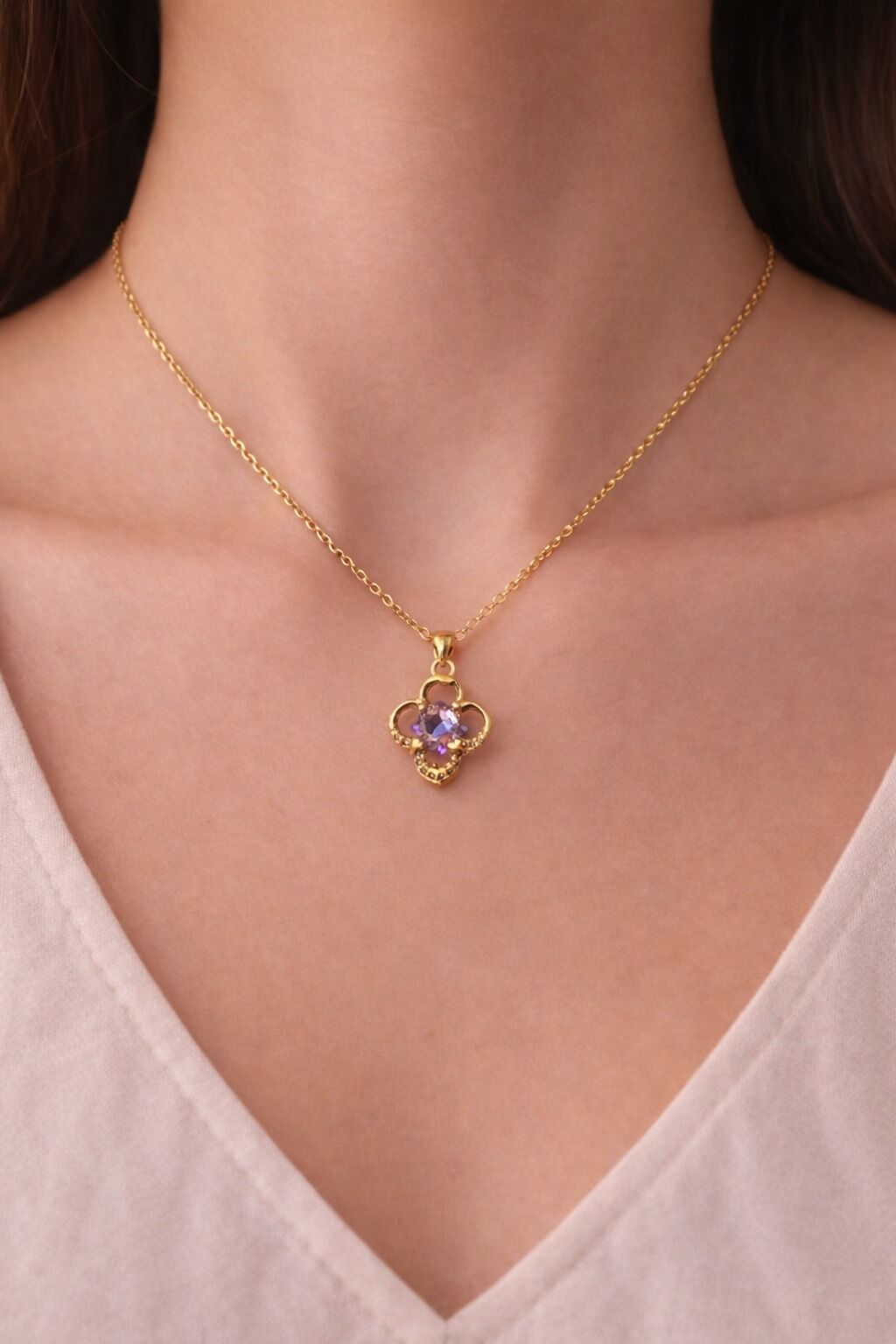 Zirkon Taşlı Yonca Kolye