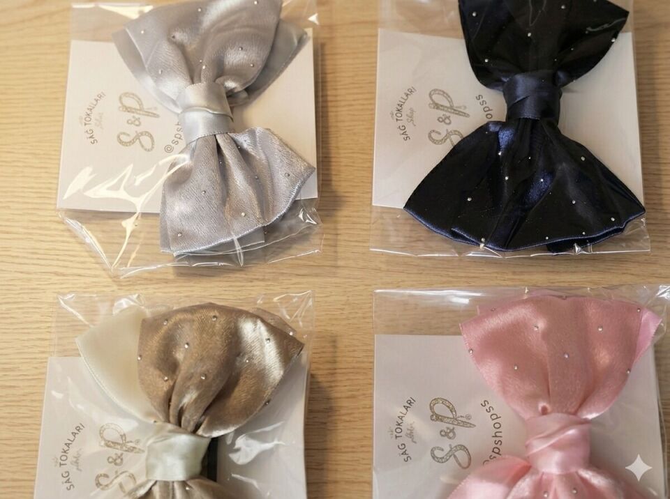 Kristal Taş Detaylı Fiyonklu Saç Tokası - 4lü Takım