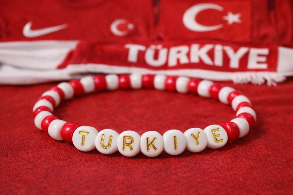 Takım Taraftar Temalı Ahşap Bileklik Türkiye Yazılı